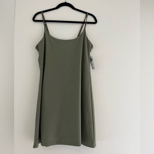 NWT Abercrombie athletic dress with short size medium